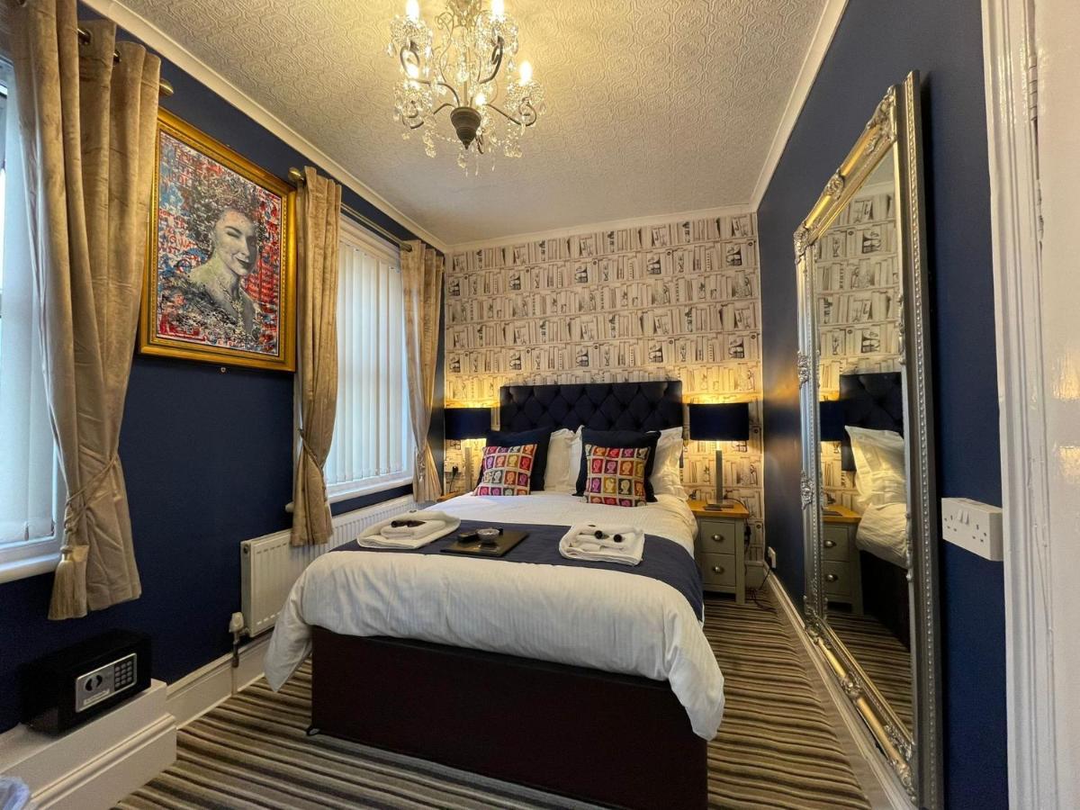 Delovely Hotel Blackpool Bagian luar foto