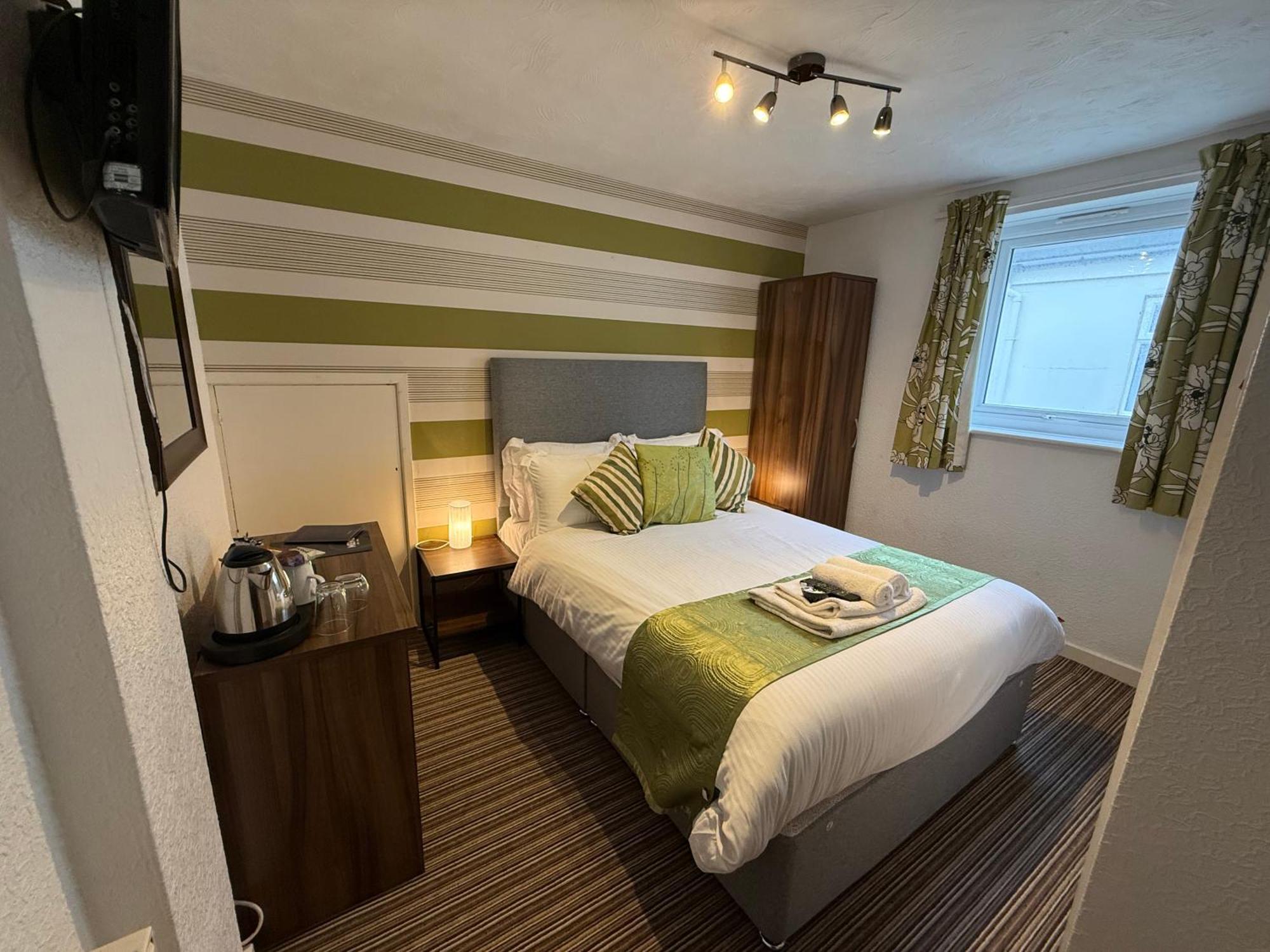 Delovely Hotel Blackpool Bagian luar foto